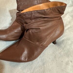 Barneys New York Brown Leather Slouchy Pointed-Toe Ankle Booties